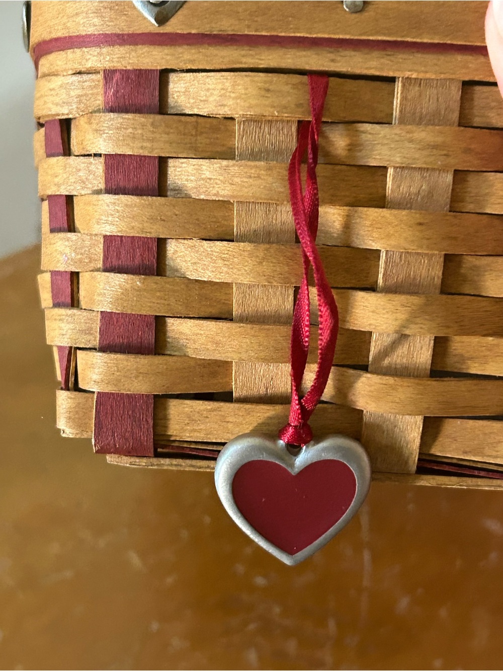 Small Longaberger Handwoven Basket with Deep Red Accent and Hearts - Picture 5 of 11